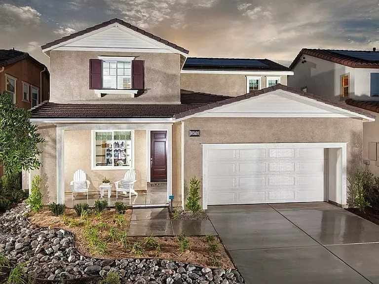 1538 Amethyst Ln — Photo 1