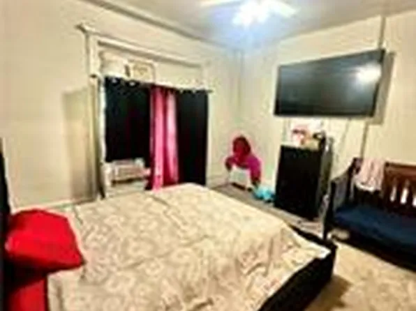 767 Eastern Parkway image 6 of 12