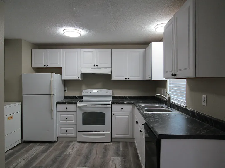 1443 Rainier Ct #2 — Photo 5