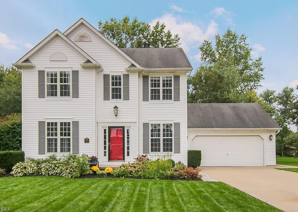 1st image of 26985 Valeside Ln