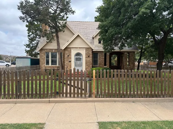 1902 Broadway St, Lubbock, TX 79401