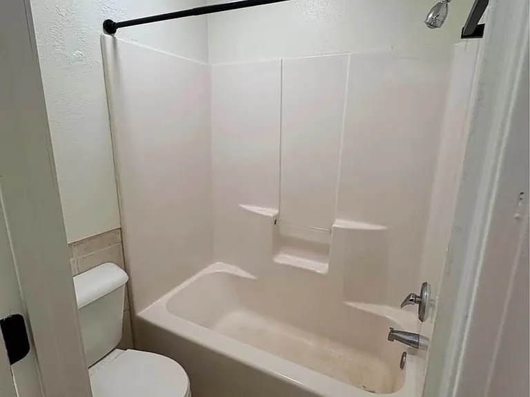 Cherokee- Dellwood Road Apartments — Photo 3