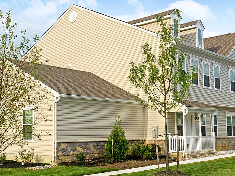 Dodson Court - Twin Homes — Photo 26