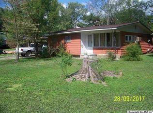 402 Nebraska Ave, Stevenson, AL 35772