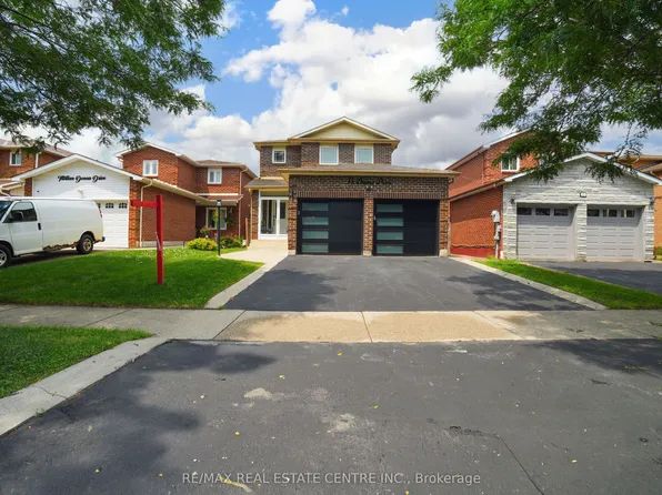 15 Donna Dr, Brampton, ON L6Z 3T3
