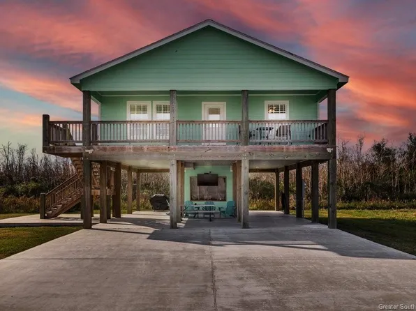 207 Angler Bay Dr, Hackberry, LA 70645