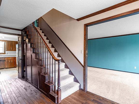 5th image of 5906 Fitchburg Pl