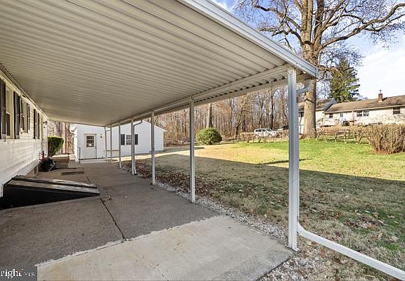5th image of 403 Lincoln Ave