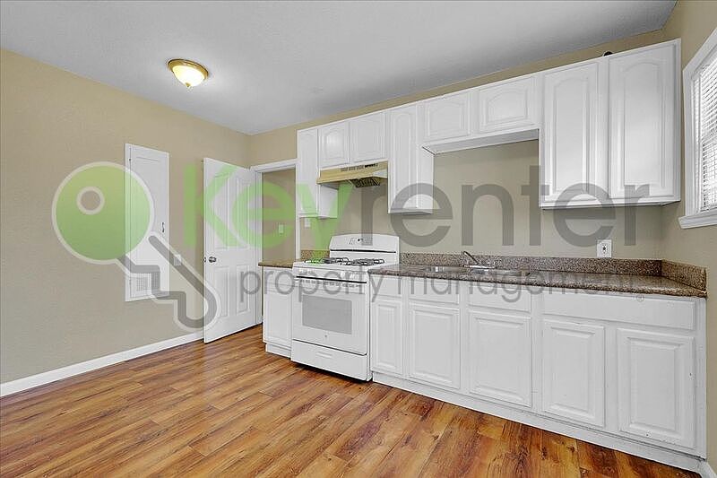 1st image of 3100 1st Ave