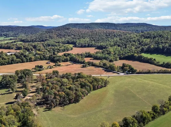 732 State Highway 558, Albany, KY 42602