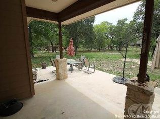 189 Legacy Ranch Dr, La Vernia, TX 78121
