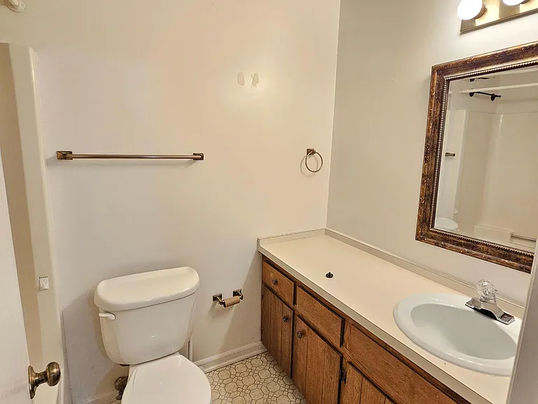 4710 Cornwall Pl — Photo 9
