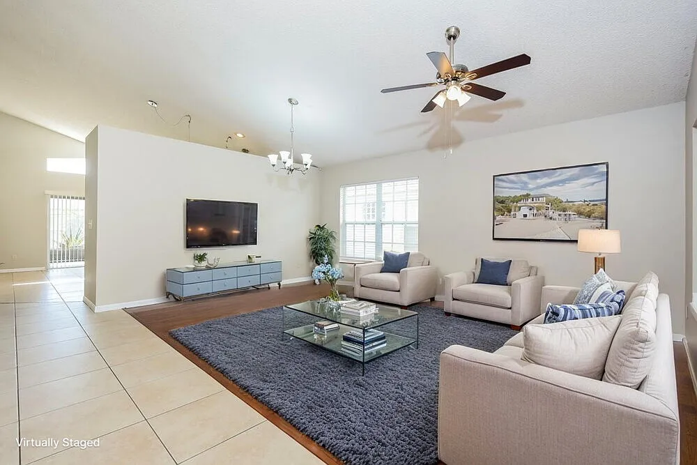 3 bed, 2.0 bath, 1541 sqft, $2,410 — Photo 4