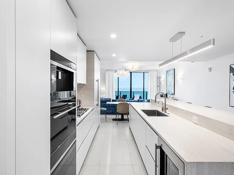 900 N Ocean Blvd #1504 — Photo 14