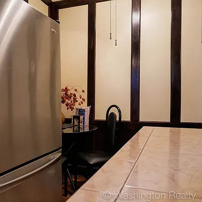 Rented by Washington Realty Corp. | media 7