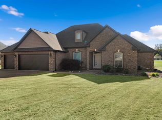 9 Kennedie St, Medina, TN 38355