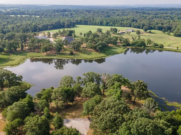 22048 Pebble Beach Cir, Lindale, TX 75771