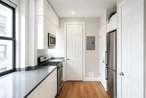 252 Mott St #10 Photo 1