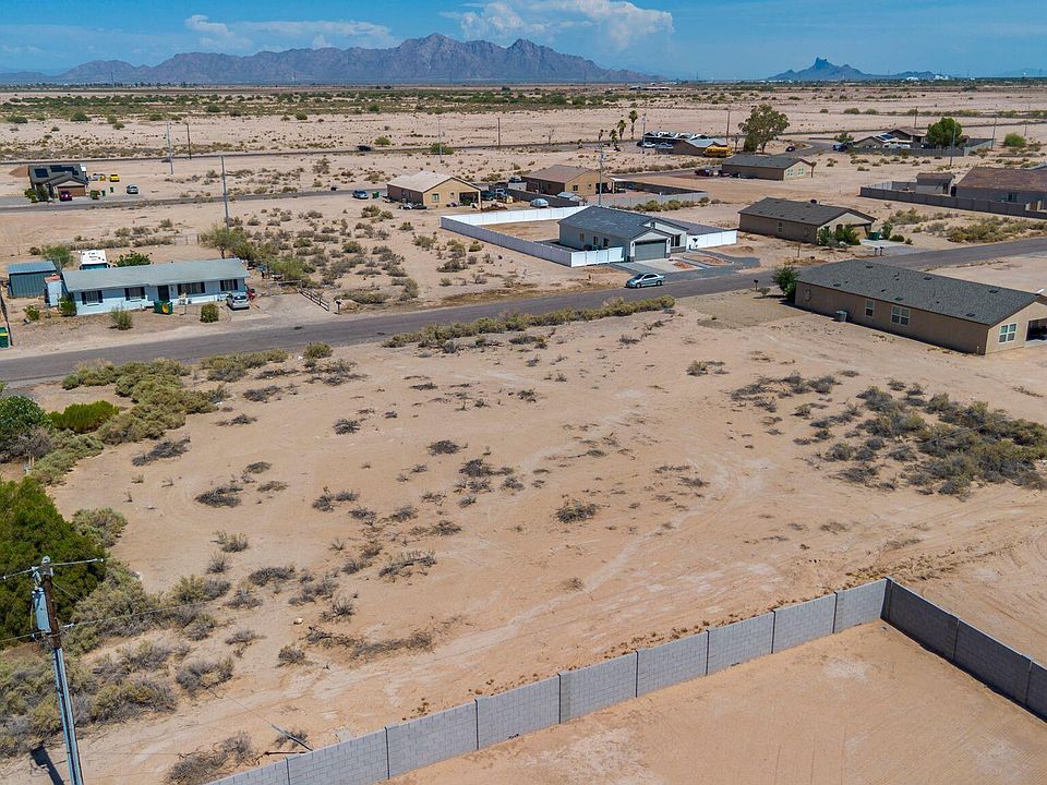 2nd image of 3740 N BANDELIER Drive #40