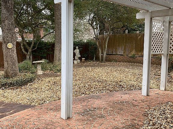 4th image of 5605 Hunterwood Ln