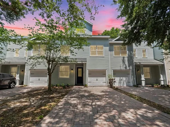 135 Glass Onion Dr, Groveland, FL 34737