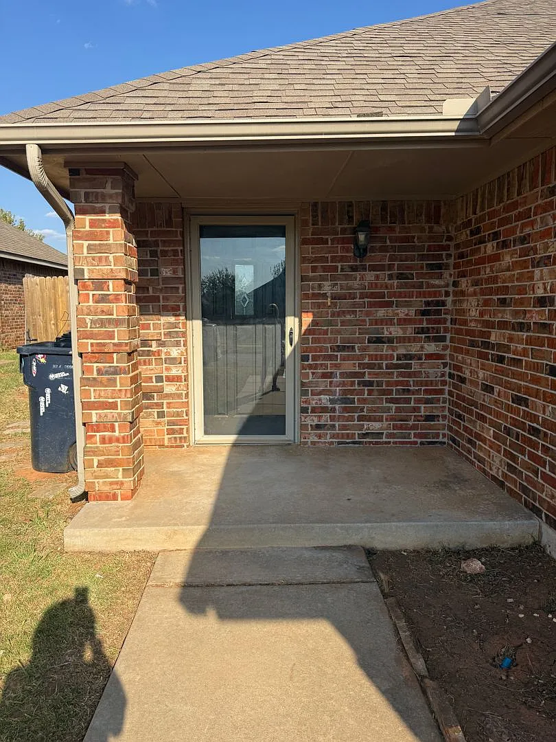**Duplex For Lease Yukon, Ok — Photo 2