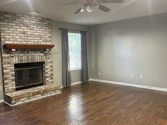 5th image of 12037 Candlewyck Ln
