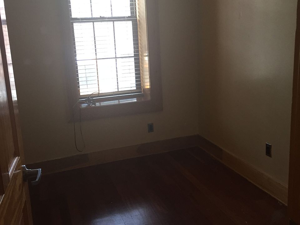 1st image of 138 Lexington Ave