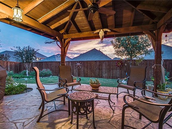 4th image of 3109 Barkwood Dr