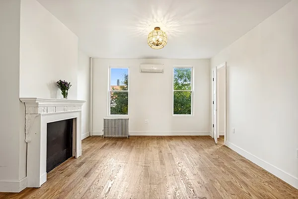 Rented by Corcoran | media 26