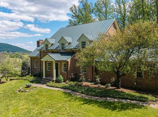 4722 Cowpasture Ln S, Hume, VA 22639