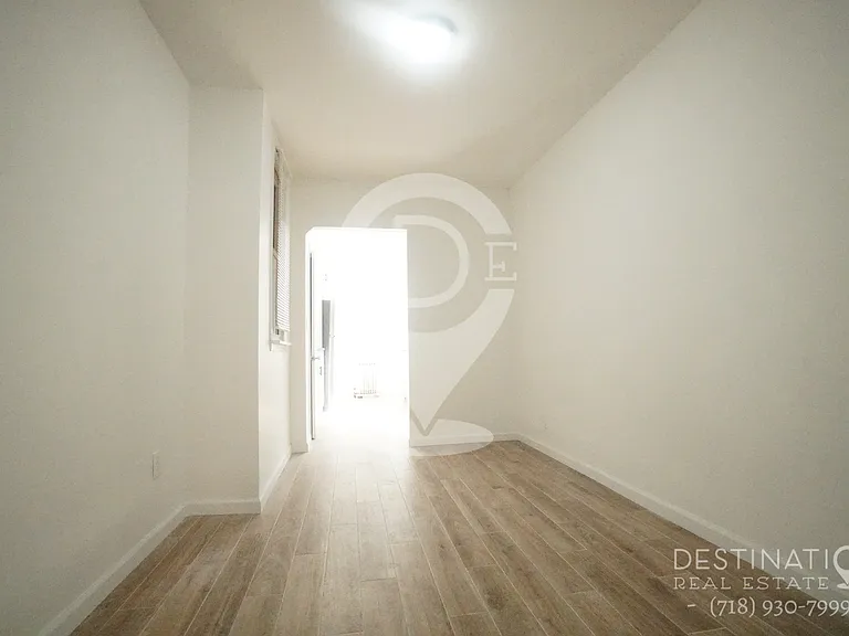 513 26th St #1 — Photo 5
