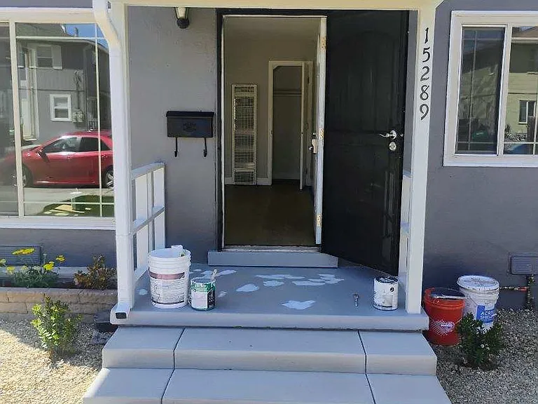 15289 Upton Ave #A — Photo 1