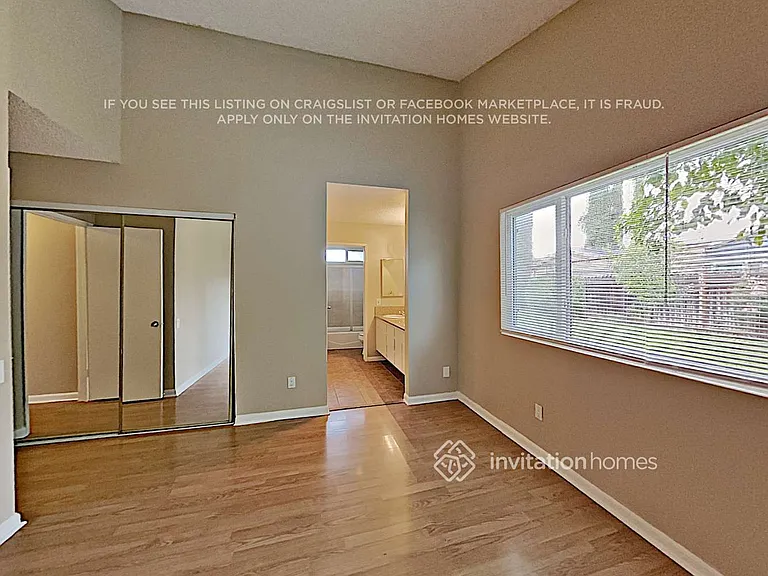 20307 Elkwood St — Photo 9