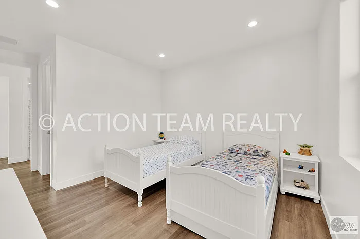 1722 W Oakridge Dr — Photo 48