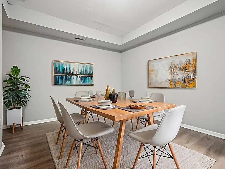 Aspen Apartments — Photo 2