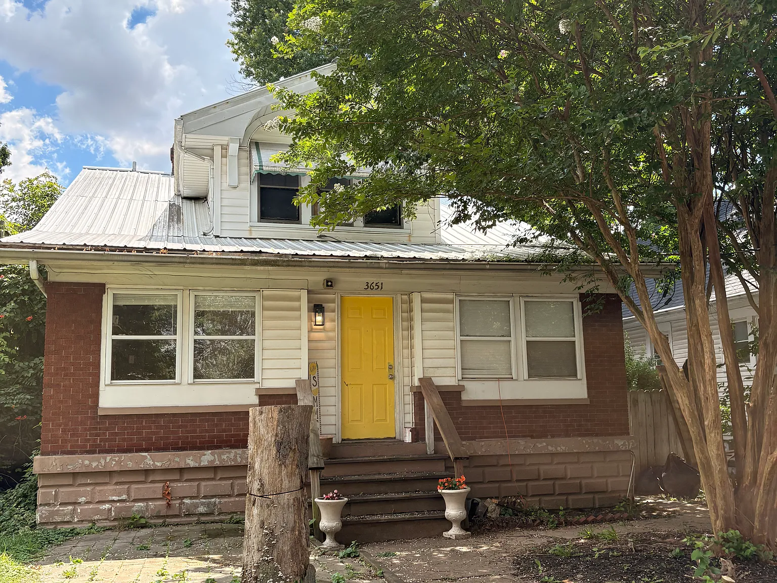 3650 Taylor Blvd — Photo 2