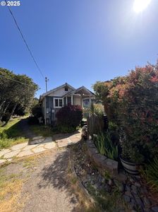 4576 Foulweather St, Florence, OR, 97439