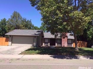6741 Indian River Dr, Citrus Heights, CA 95621