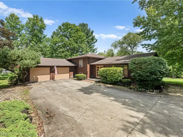 6451 Kungle Rd, Clinton, OH 44216