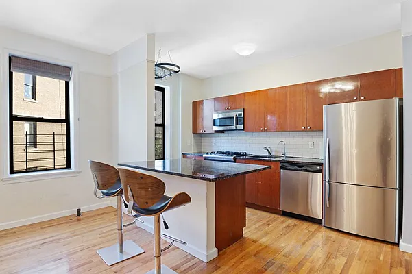 Rented by Compass | media 14