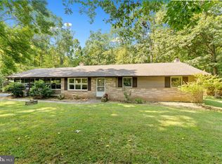 2282 Hill Rd, Perkiomenville, PA 18074