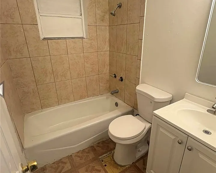 227 Maria St — Photo 8