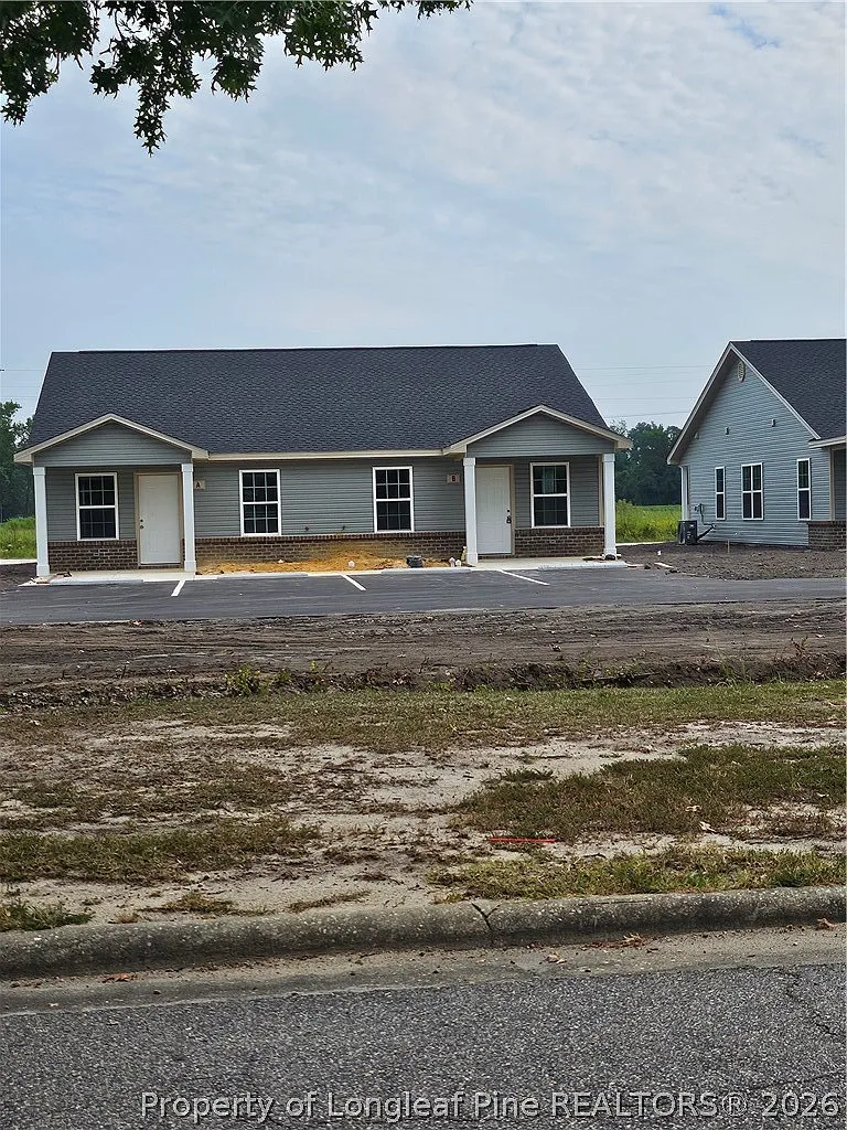2 bed, 2.0 bath, 950 sqft, $1,200 — Photo 1