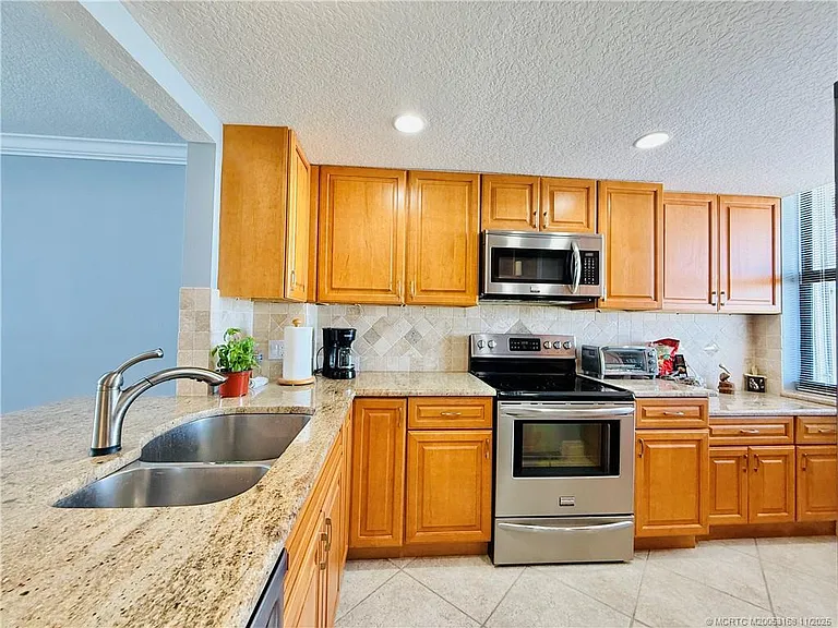10680 S Ocean Dr #808 — Photo 9