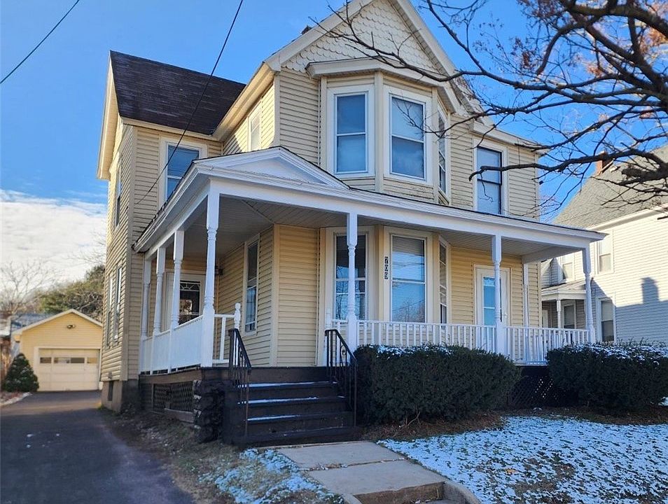 1st image of 709 Utica St