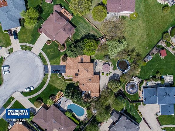 3rd image of 15419 Lancaster Ln