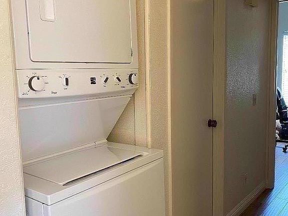 4th image of 22773 Lakeway Dr Unit 448