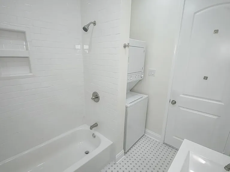 631 S Pierce St — Photo 11