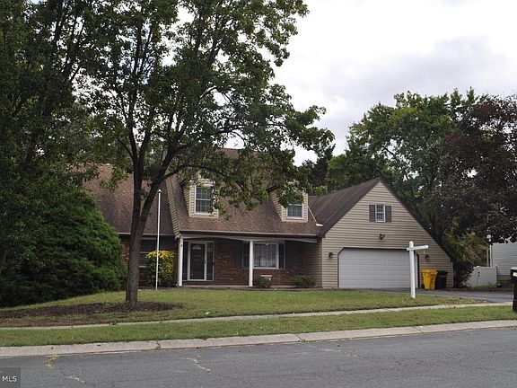 2nd image of 7905 Elberta Dr
